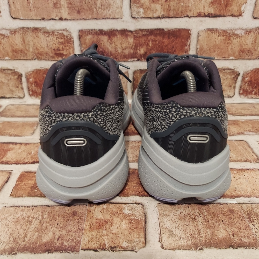 Pre-owned 2024 Brooks Ghost Max 2 - Picture 5 of 11